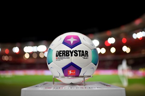 Adidas Derbystar match ball