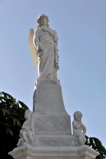 Graves, gravesites, Cementerio de Cristobal Colon, Christopher Columbus Cemetery, 56 ha cemetery,