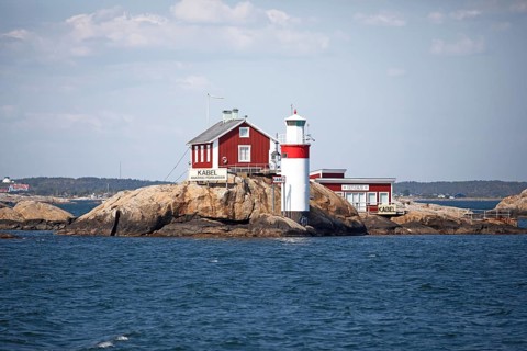 Lighthouse on an archipelago island, Gothenburg archipelago, Vaestra Goetalands laen province,