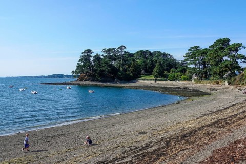 Greve de Tibidy at low tide, Hopital-Camfrout, Bay of Brest, Finistere Penn ar Bed, Bretagne