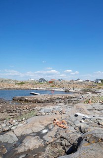 Bathing bay on the archipelago island of Hoenoe, Oeckeroe municipality, Vaestra Goetalands laen