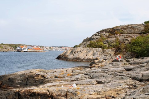 Archipelago island Marstrandsoe, in the background the archipelago island Kooen, Marstrand, Vaestra