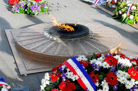 Flame of Remembrance, Arc de Triomphe, Arc de Triomphe, Paris, France, Europe