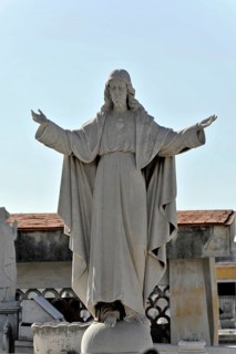 Graves, gravesites, Cementerio de Cristobal Colon, Christopher Columbus Cemetery, 56 ha cemetery,