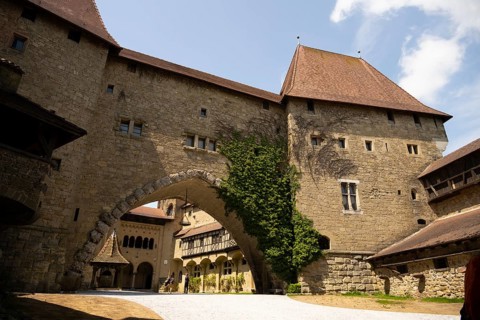 Kreuzenstein Castle, inner courtyard, Leobendorf, Weinviertel, Lower Austria