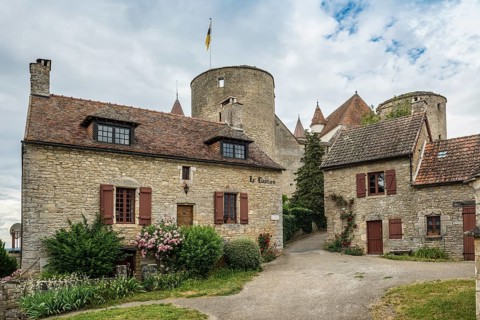 Medieval village and castle, Chateauneuf, Departement Cote-d'Or, Burgundy, Bourgogne-Franche-Comte,