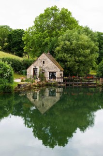 Canal de Bourgogne, Chateauneuf, Departement Cote-d'Or, Burgundy, Bourgogne-Franche-Comte, France,