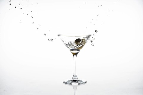 Cocktail Martini, white background, studio shot