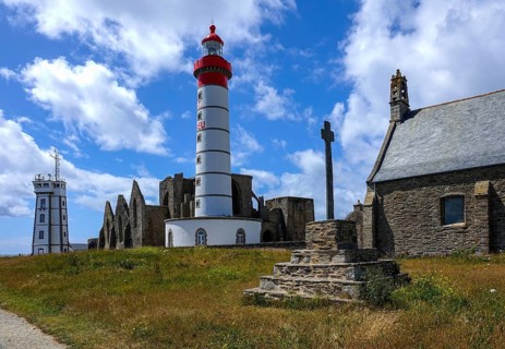 Semaphore, ruins of Saint-Mathieu Abbey, lighthouse and Notre Dame de Grace chapel on Pointe