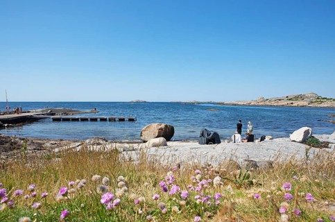 Bathing bay on the archipelago island of Hoenoe, Oeckeroe municipality, Vaestra Goetalands laen