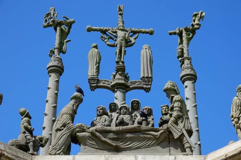 Crucifixion group and Entombment, Calvary Calvaire, Enclos Paroissial de Pleyben enclosed parish