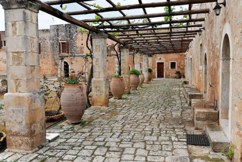 Path, corridor to the monks' cells, monastery church, Arkadi Monastery, Moni Arkadi, national