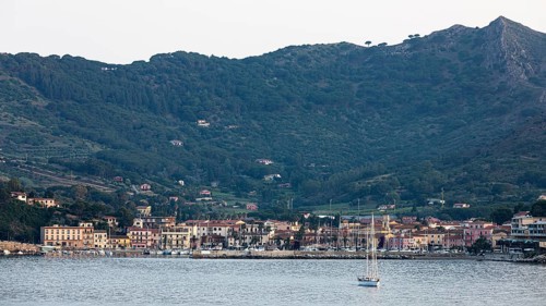 Sailing ship leaving the harbour of Porto Azzurro, Elba, Tuscan Archipelago, Tuscany, Italy, Europe