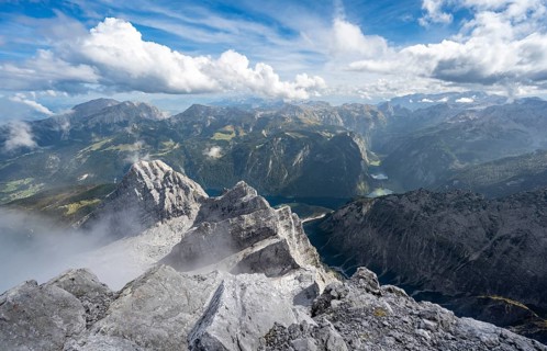 View from the rocky summit of the Watzmann Mittelspitze, view of mountain panorama with Steinernes