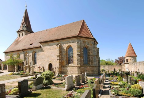 Effeltrich, fortified church of St George. The fortified church was built at the end of the 15th