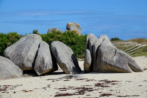 Lighthouse and beach at the Pointe de Pontusval, Plouneour-Brignogan-Plage, department Finistere