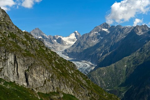Narrow mountain valley with Fiescher Glacier and Finsteraarhorn, Bernese Alps, Valais, Switzerland,