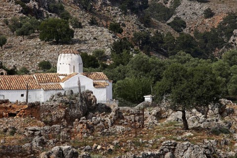 Church of St Michael the Archangel, cross-domed church, A white church stands in the middle of a
