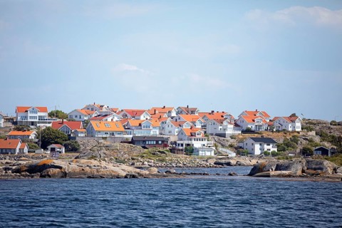 View of Hoenoe, Hoenoe archipelago island, Oeckeroe municipality, Vaestra Goetalands laen province,