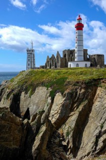 Semaphore, ruins of the Saint-Mathieu abbey and lighthouse on the Pointe Saint-Mathieu,