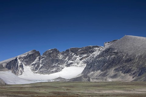 Snohetta, highest mountain in the Dovrefjell range, Dovrefjell-Sunndalsfjella National Park,