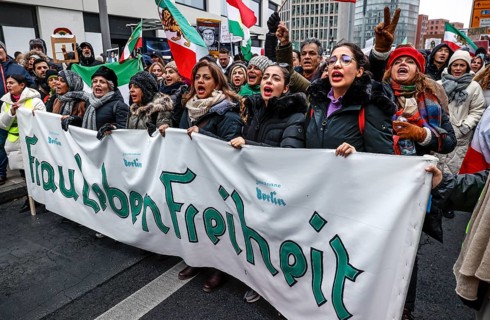 Demonstration in solidarity with the protests in Iran and remembrance of the killing of people by