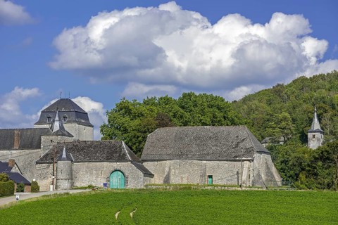 Roly Castle, Chateau-ferme de Roly, fortified farmhouse in the municipality of Philippeville,