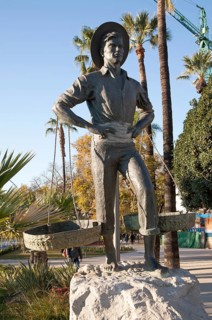 Statue of fish-seller Cenachero Malaga, Spain, Europe