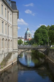 The state parliament in the former Leineschloss castle and the New City Hall, Neues Rathaus in
