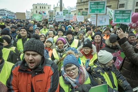 Demonstrators at the central rally, farmers' protest, Odeonsplatz, Munich, Upper Bavaria, Bavaria,