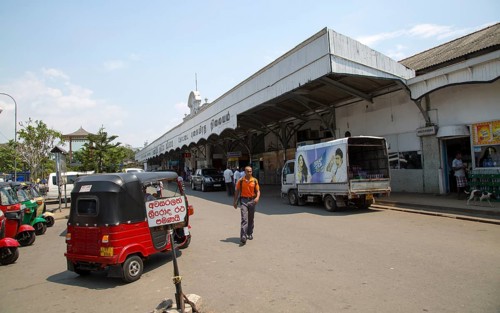 Fort railway station, Colombo, Sri Lanka, Asia