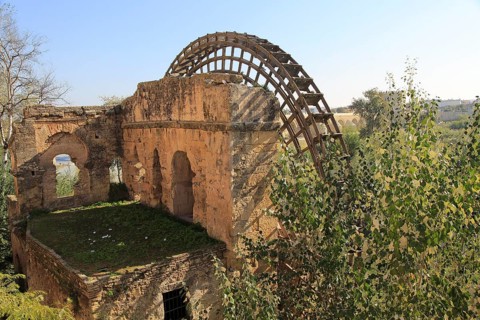 Historic Albolafia Moorish water-wheel on river Rio Guadalquivir, Cordoba, Spain, Europe