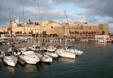 Yachts in harbour and old walled fortress Melilla la Vieja, Melilla, Spanish territory in north