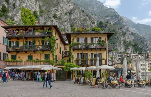 Piazza Garibaldi, Limone sul Garda, Lake Garda, Province of Brescia, Lombardy, Italy, Europe