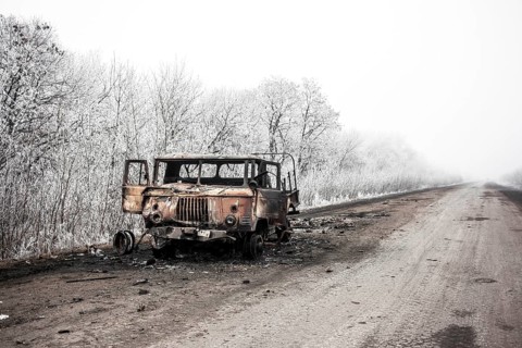 Destroyed lorry, wintry landscape, front near Debaltseve, Donbas, Ukraine, Europe