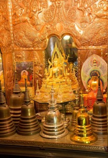 Gangaramaya Buddhist Temple, Colombo, Sri Lanka, Asia