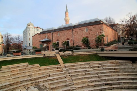 Roman stadium and mosque in the city centre of Plovdiv, Bulgaria, eastern Europe, Europe