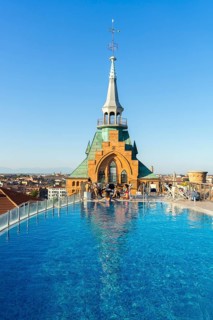 Pool on the Roof of the Hilton Molino Stucky Venice, Giudecca, Venice, Veneto, Italy, Europe
