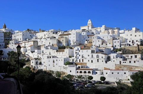 Pueblo blanco historic village whitewashed houses on hillside, Vejer de la Frontera, Cadiz