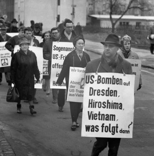 DEU, Germany, Dortmund: Personalities from politics, business and culture from the years 1965-71.