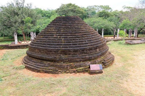 UNESCO World Heritage Site, the ancient city of Polonnaruwa, Sri Lanka, Asia, ruins at Potgul