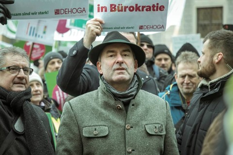 Vice President and Minister of Economic Affairs Hubert Aiwanger at the rally, farmers' protest,