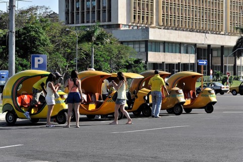 Cubataxi in the centre of Havana, Centro Habana, Cuba, Greater Antilles, Caribbean, Central