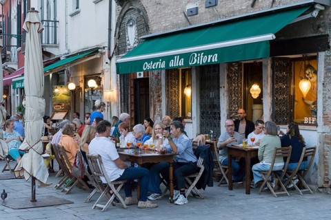 Restaurant on Campo Santa Margherita, Dorsoduro district, Venice, Veneto, Italy, Europe