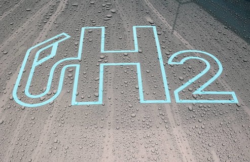 Hydrogen logo on a hydrogen-powered vehicle, Berlin, 11.01.2023