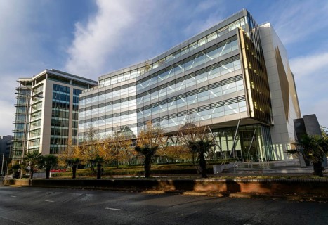 Modern architecture office building, Forbury Place, Reading, Berkshire, England, UK