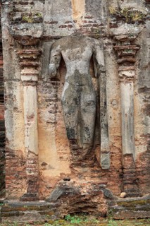 Buddha statue, Rankot Vihara stupa UNESCO World Heritage Site, the ancient city of Polonnaruwa, Sri