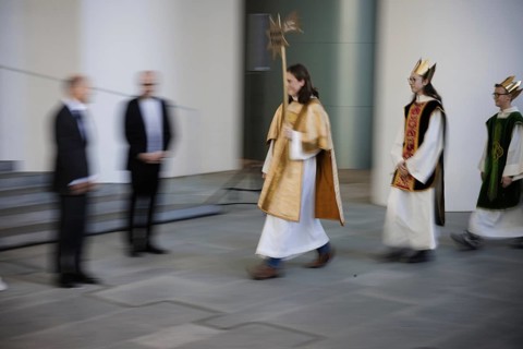 Federal Chancellor Olaf Scholz (SPD) pictured at the traditional reception for carol singers at the
