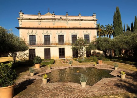 Historic palace building, Palacio de Villavicencio and gardens in the Alcazar, Jerez de la
