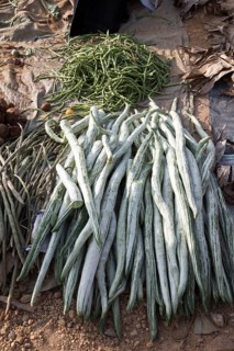 Fruit and vegetable market, Haputale, Badulla District, Uva Province, Sri Lanka, Asia